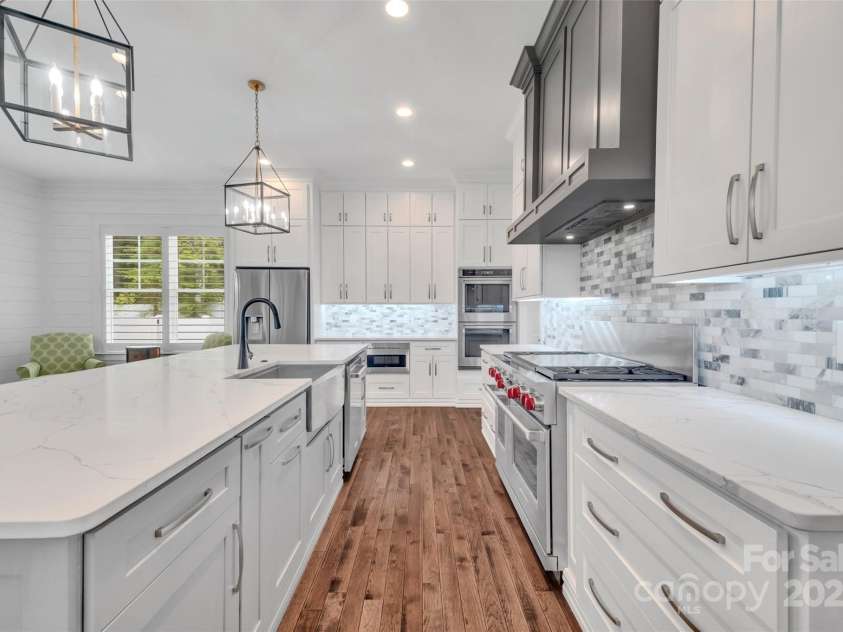 1622 Hunters Place Road, York, SC 29745.  MLS# CAR4317983, YatesRealty ID 16436. Kitchen