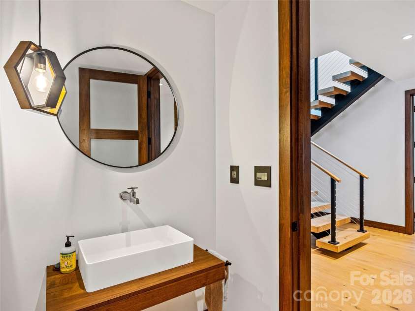 30 Banks Lane, Brevard, NC 28712.  MLS# CAR4367938, YatesRealty ID 16436. 