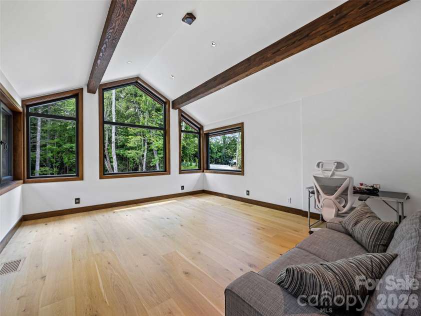 30 Banks Lane, Brevard, NC 28712.  MLS# CAR4367938, YatesRealty ID 16436. 