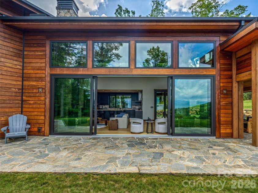 30 Banks Lane, Brevard, NC 28712.  MLS# CAR4367938, YatesRealty ID 16436. 