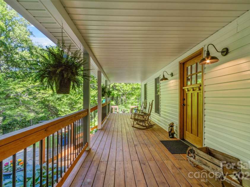 1493 Upper Browns Creek Road, Burnsville, NC 28714.  MLS# CAR4261029, YatesRealty ID 16437. 