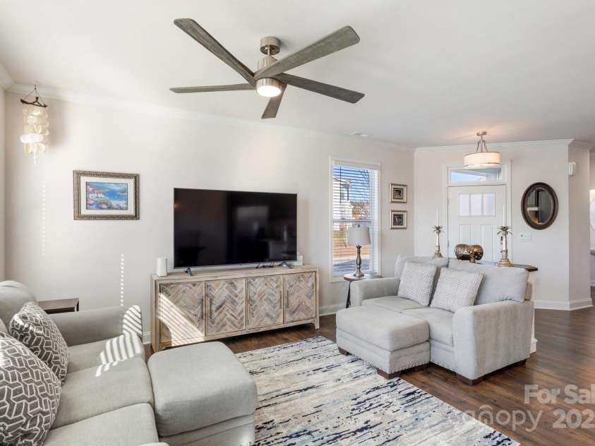 108 Creekview Road, Hendersonville, NC 28792.  MLS# CAR4209985, YatesRealty ID 16439. Open main living area flooded with natural light