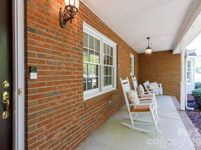 4307 Edgeland Road, Edgemoor, SC 29712.  MLS# CAR4367911, YatesRealty ID 16439. 