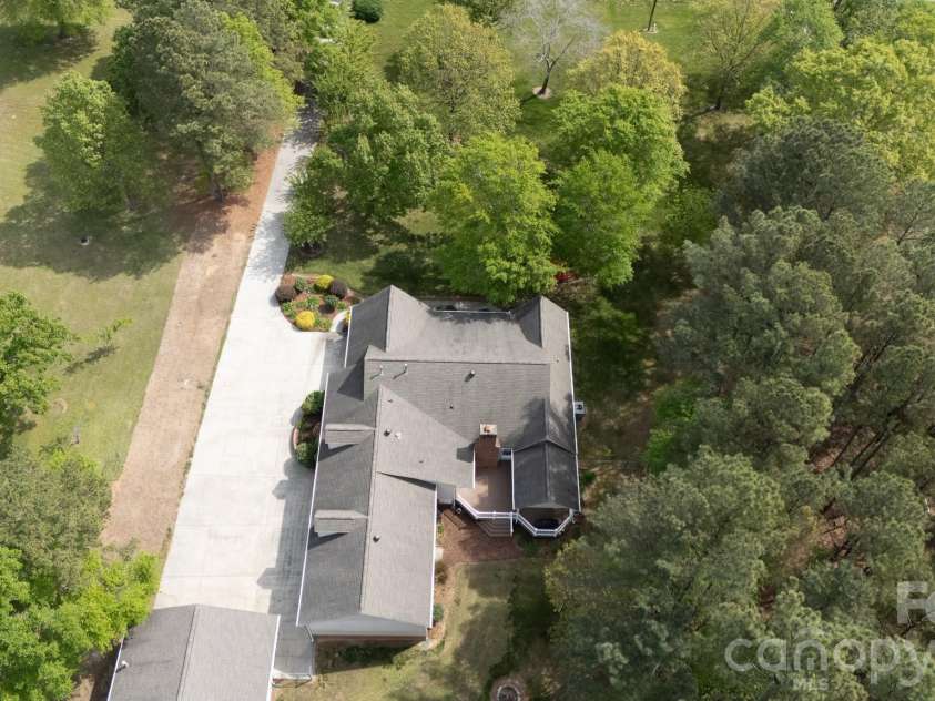 4307 Edgeland Road, Edgemoor, SC 29712.  MLS# CAR4367911, YatesRealty ID 16439. 