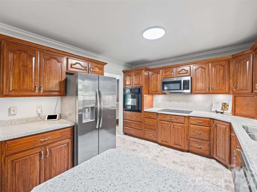 4307 Edgeland Road, Edgemoor, SC 29712.  MLS# CAR4367911, YatesRealty ID 16439. 