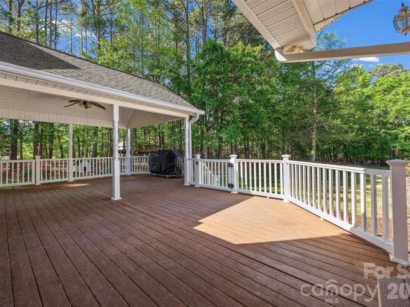 4307 Edgeland Road, Edgemoor, SC 29712.  MLS# CAR4367911, YatesRealty ID 16439. 