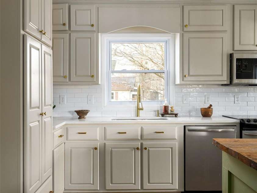 277 Sunset Boulevard, Lexington, NC 27292.  MLS# CAR4231406, YatesRealty ID 1644. 