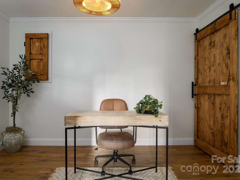 277 Sunset Boulevard, Lexington, NC 27292.  MLS# CAR4231406, YatesRealty ID 1644. 