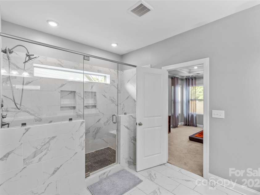 11209 Flenniken Court, Charlotte, NC 28277.  MLS# CAR4263518, YatesRealty ID 16440. 
