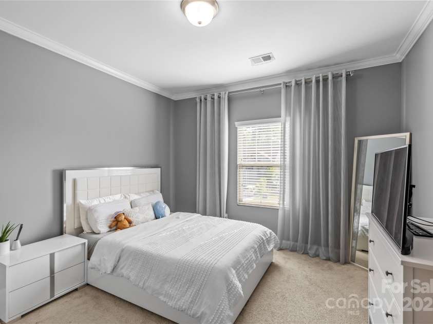11209 Flenniken Court, Charlotte, NC 28277.  MLS# CAR4263518, YatesRealty ID 16440. 