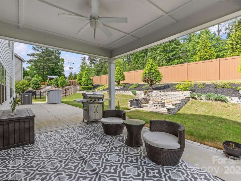 11209 Flenniken Court, Charlotte, NC 28277.  MLS# CAR4263518, YatesRealty ID 16440. 