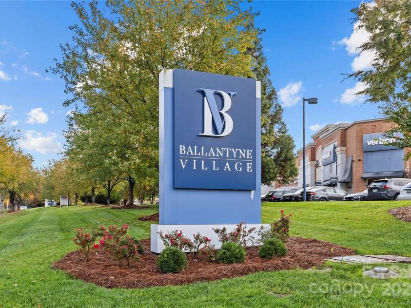 11209 Flenniken Court, Charlotte, NC 28277.  MLS# CAR4263518, YatesRealty ID 16440. 