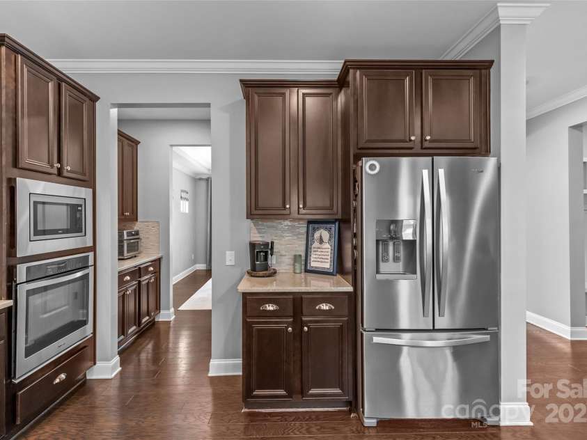 11209 Flenniken Court, Charlotte, NC 28277.  MLS# CAR4333746, YatesRealty ID 16440. 