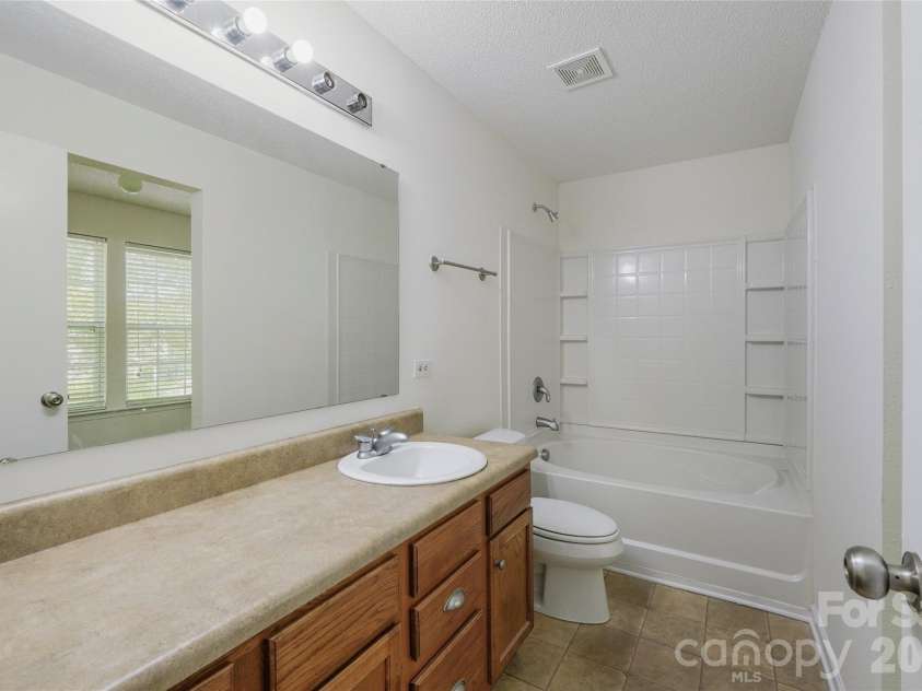 2013 Beckwith Lane, Waxhaw, NC 28173.  MLS# CAR4349536, YatesRealty ID 16441. Primary Bathroom