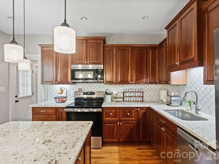 721 Milton Avenue, Rock Hill, SC 29730.  MLS# CAR4373351, YatesRealty ID 16443. 