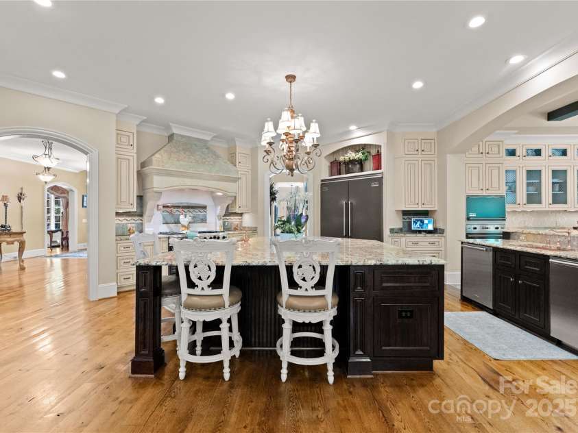 13837 Grand Palisades Parkway, Charlotte, NC 28278.  MLS# CAR4259254, YatesRealty ID 16445. 