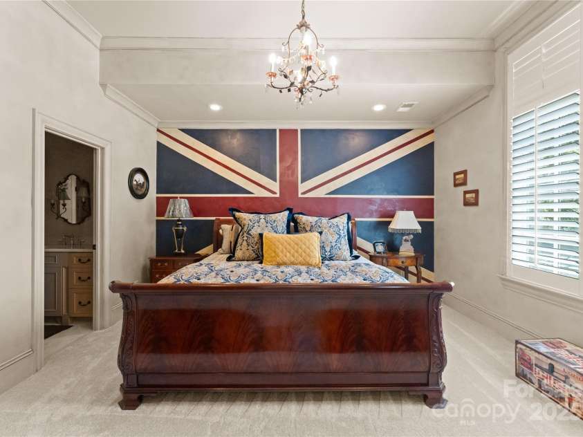 13837 Grand Palisades Parkway, Charlotte, NC 28278.  MLS# CAR4259254, YatesRealty ID 16445. 