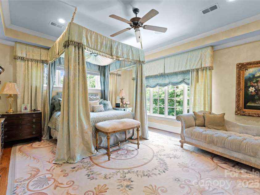 13837 Grand Palisades Parkway, Charlotte, NC 28278.  MLS# CAR4259254, YatesRealty ID 16445. 