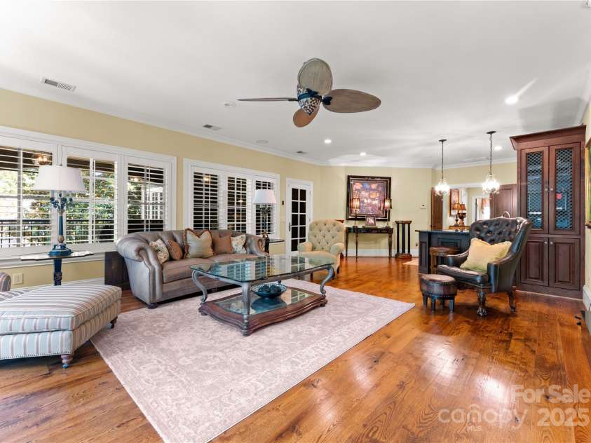 13837 Grand Palisades Parkway, Charlotte, NC 28278.  MLS# CAR4259254, YatesRealty ID 16445. 