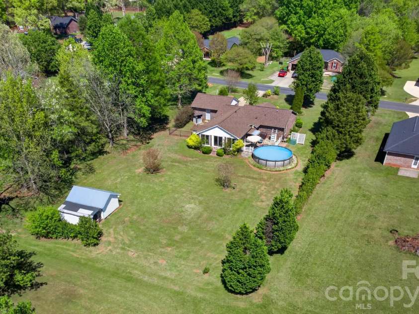 1370 Julius Drive, Salisbury, NC 28147.  MLS# CAR4368921, YatesRealty ID 16448. 