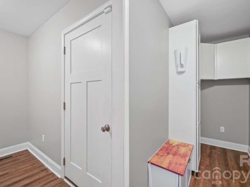 3897 Ritchie Road, Lincolnton, NC 28092.  MLS# CAR4350349, YatesRealty ID 16449. 