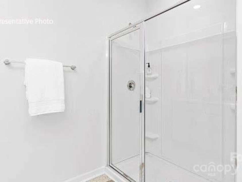 211 Mary Locke Way, Statesville, NC 28677.  MLS# CAR4331281, YatesRealty ID 1645. 