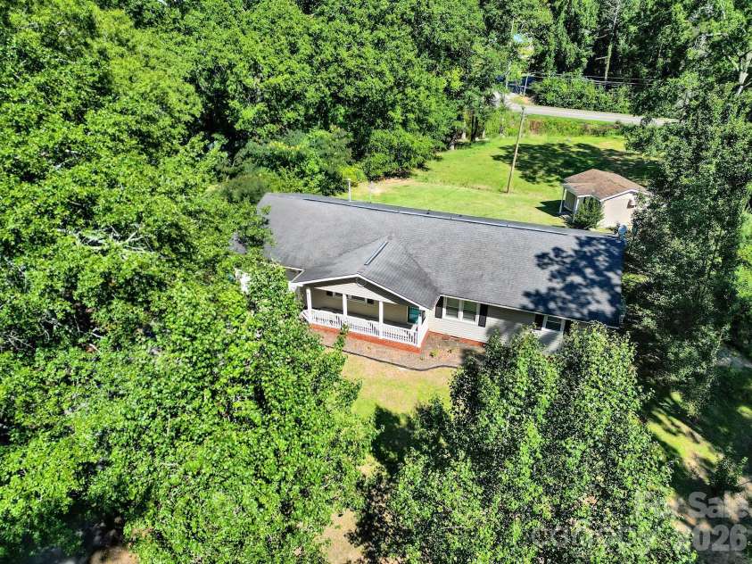 812 Hudson Street, Lancaster, SC 29720.  MLS# CAR4368804, YatesRealty ID 16452. 