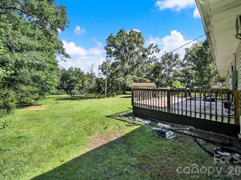 812 Hudson Street, Lancaster, SC 29720.  MLS# CAR4368804, YatesRealty ID 16452. 