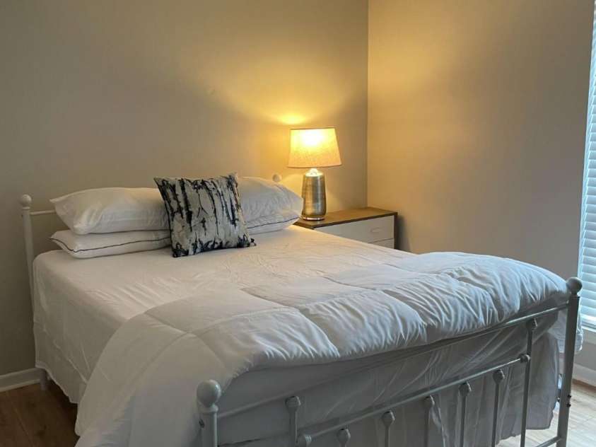 11421 Kingfisher Drive, Charlotte, NC 28226.  MLS# CAR4264389, YatesRealty ID 16457. 