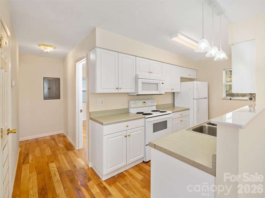 427 Johnson Cemetery Road, Bakersville, NC 28705.  MLS# CAR4239752, YatesRealty ID 16459. 