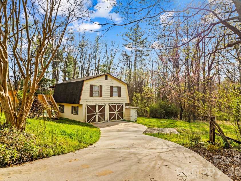 1804 Clingman Road, Ronda, NC 28670.  MLS# CAR4363446, YatesRealty ID 16460. 