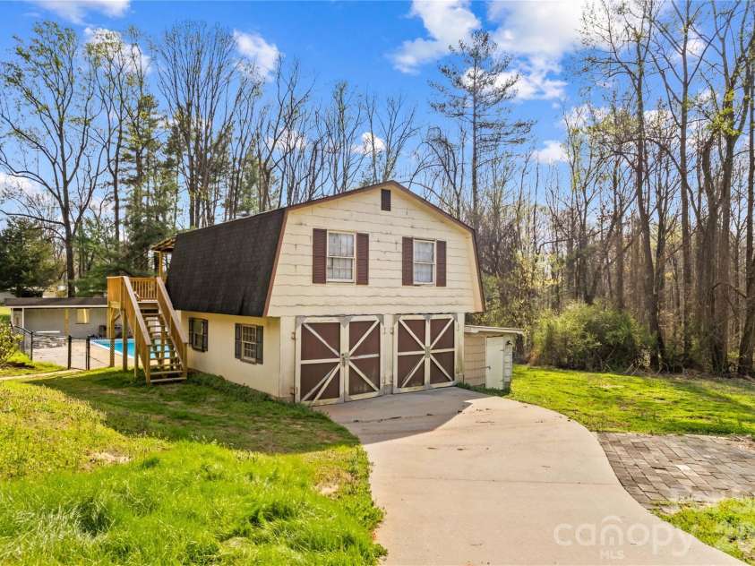 1804 Clingman Road, Ronda, NC 28670.  MLS# CAR4363446, YatesRealty ID 16460. 