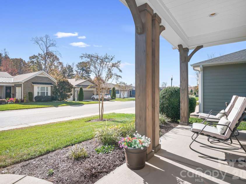 5079 Looking Glass Trail, Denver, NC 28037.  MLS# CAR4319914, YatesRealty ID 16462. 