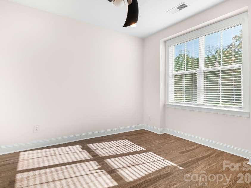 5079 Looking Glass Trail, Denver, NC 28037.  MLS# CAR4319914, YatesRealty ID 16462. 
