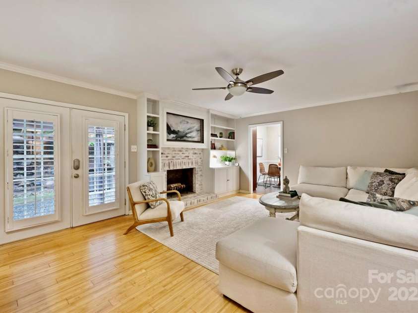 1230 Somersby Lane, Matthews, NC 28105.  MLS# CAR4265331, YatesRealty ID 16463. 