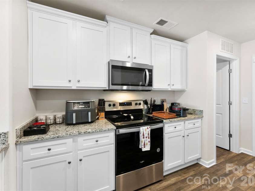 223 Frank Burns Way, Kings Mountain, NC 28086.  MLS# CAR4419139, YatesRealty ID 16464. 