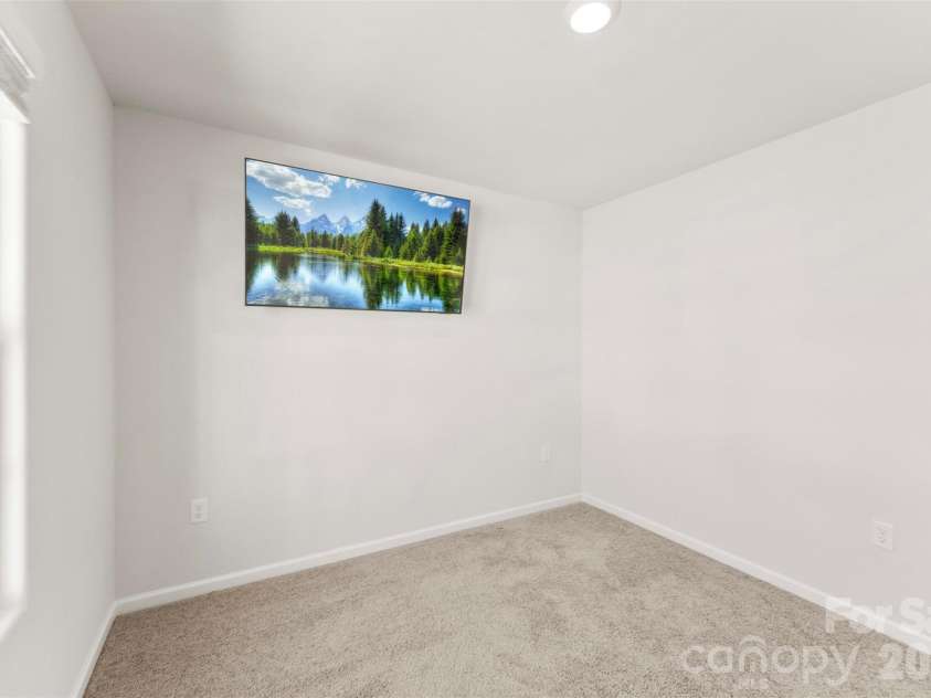 223 Frank Burns Way, Kings Mountain, NC 28086.  MLS# CAR4419139, YatesRealty ID 16464. 