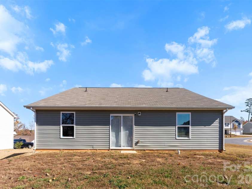 223 Frank Burns Way, Kings Mountain, NC 28086.  MLS# CAR4419139, YatesRealty ID 16464. 