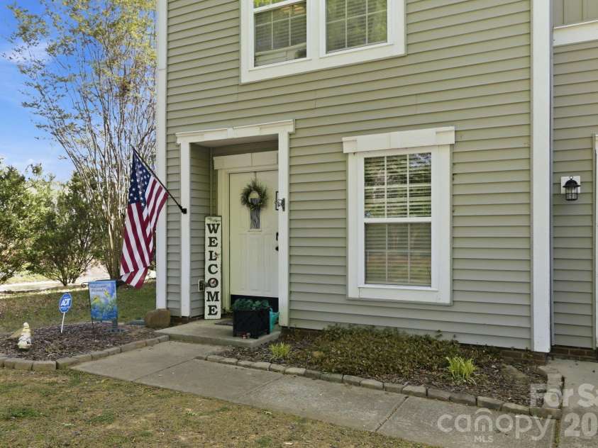 2028 Harrison Park Drive, Waxhaw, NC 28173.  MLS# CAR4367987, YatesRealty ID 16465. 