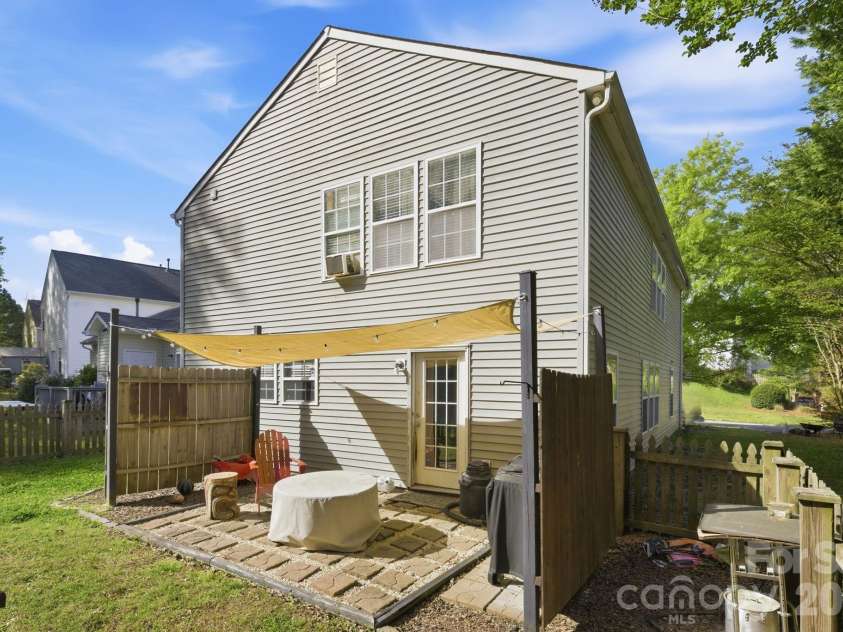 2028 Harrison Park Drive, Waxhaw, NC 28173.  MLS# CAR4367987, YatesRealty ID 16465. Rear exterior