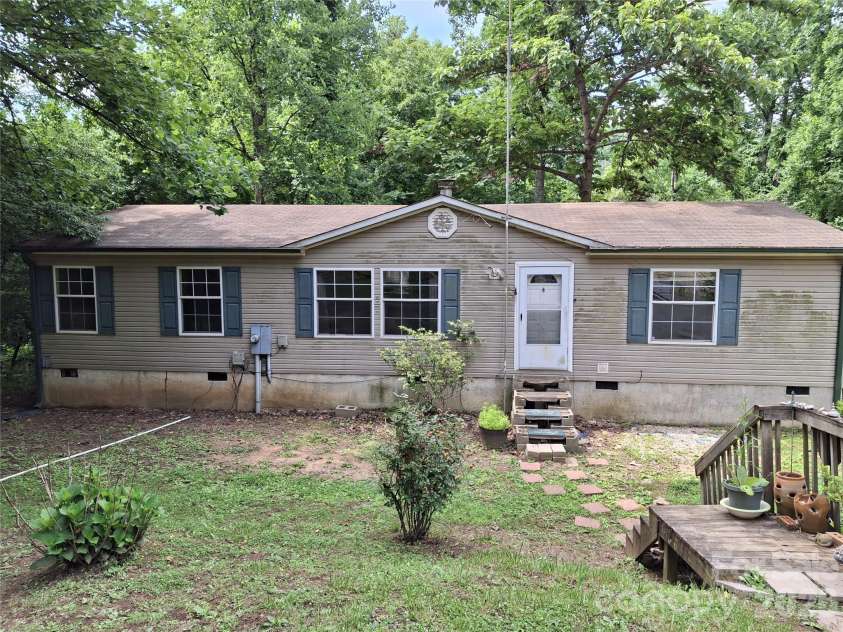 67 Earwood Ridge Road, Fairview, NC 28730.  MLS# CAR4338691, YatesRealty ID 16468. Front