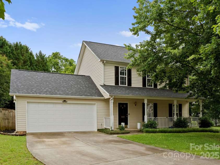 8808 Palmutum Place, Charlotte, NC 28269.  MLS# CAR4264849, YatesRealty ID 16468. 