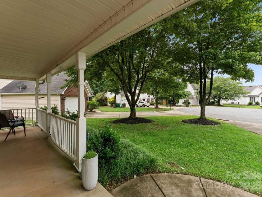 8808 Palmutum Place, Charlotte, NC 28269.  MLS# CAR4264849, YatesRealty ID 16468. 