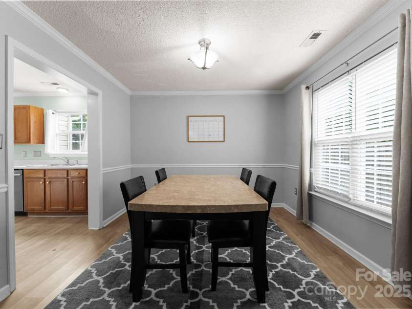 8808 Palmutum Place, Charlotte, NC 28269.  MLS# CAR4264849, YatesRealty ID 16468. 