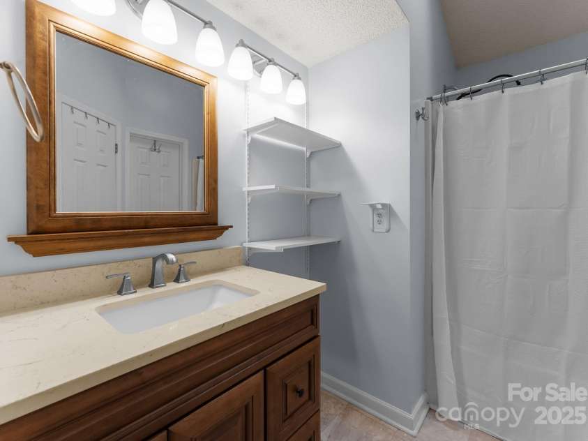 8808 Palmutum Place, Charlotte, NC 28269.  MLS# CAR4264849, YatesRealty ID 16468. 