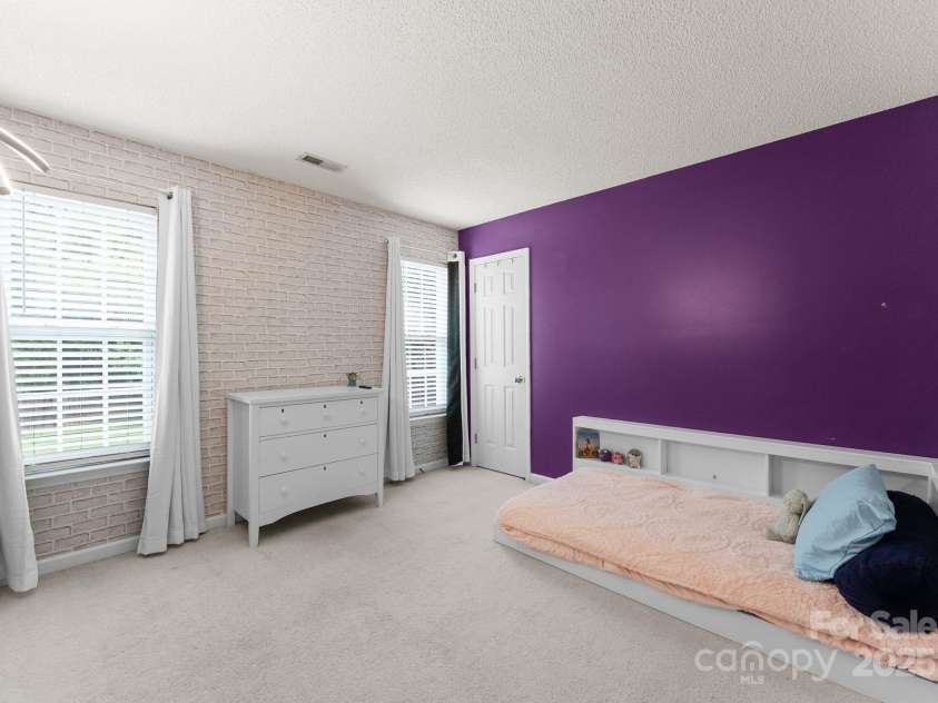 8808 Palmutum Place, Charlotte, NC 28269.  MLS# CAR4264849, YatesRealty ID 16468. 