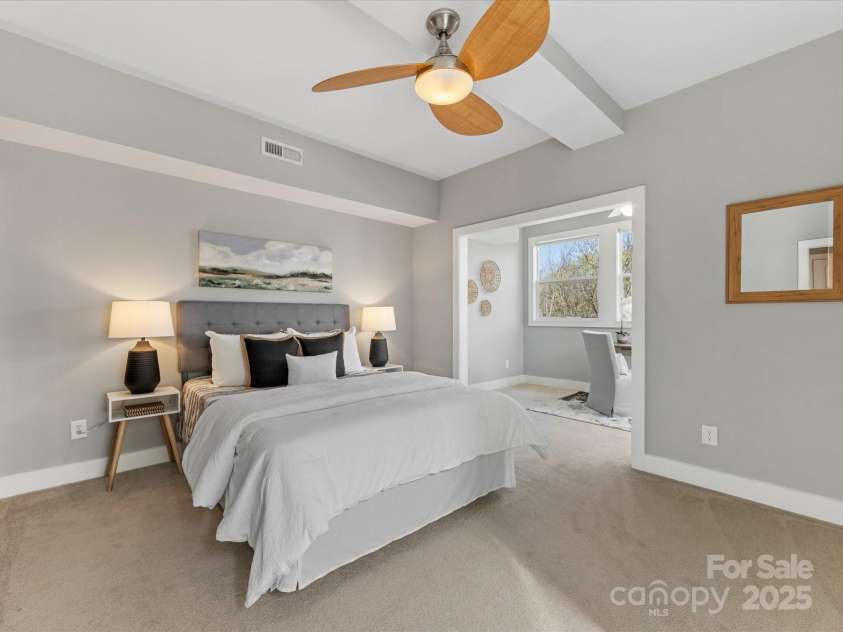 2709 Yadkin Avenue, Charlotte, NC 28205.  MLS# CAR4238325, YatesRealty ID 16469. 