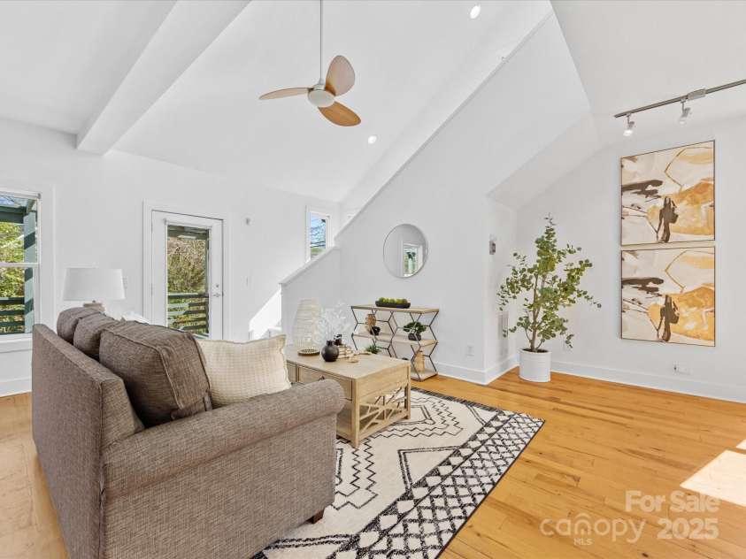 2709 Yadkin Avenue, Charlotte, NC 28205.  MLS# CAR4238325, YatesRealty ID 16469. 