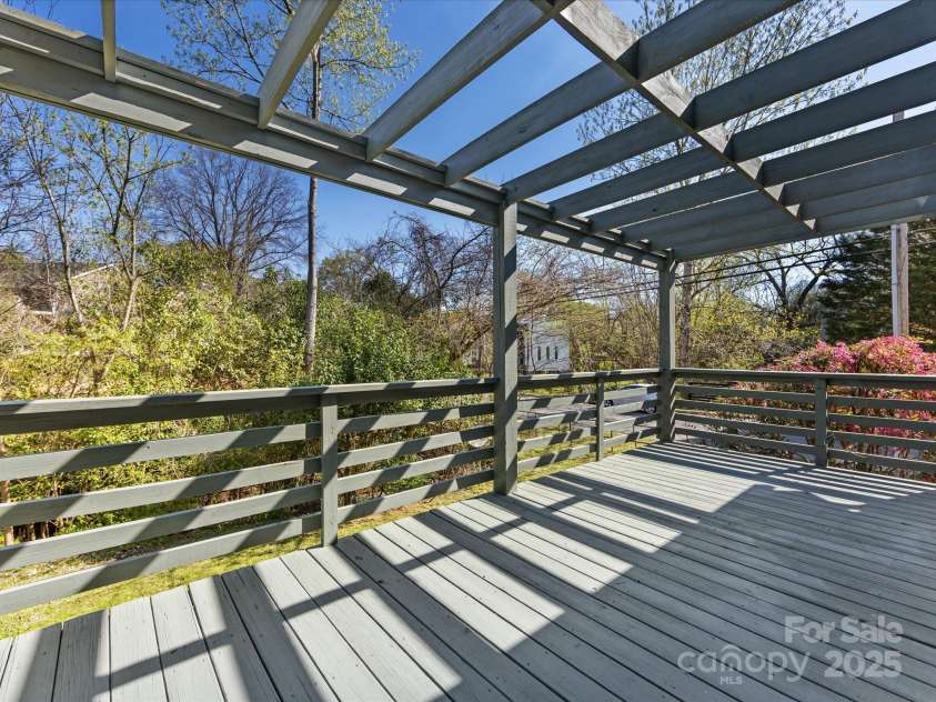 2709 Yadkin Avenue, Charlotte, NC 28205.  MLS# CAR4238325, YatesRealty ID 16469. Deck