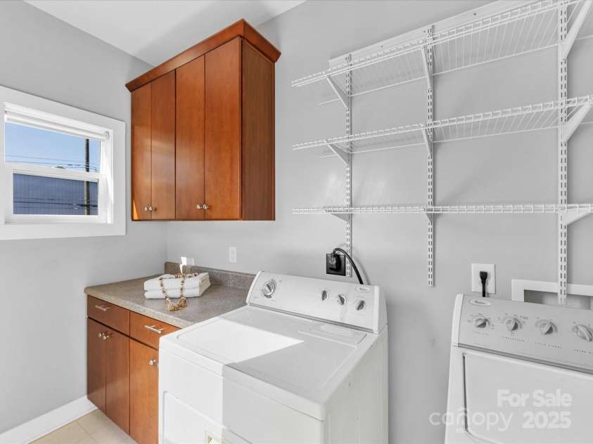 2709 Yadkin Avenue, Charlotte, NC 28205.  MLS# CAR4238325, YatesRealty ID 16469. Laundry Room